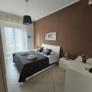luto-house-catania.taorminaitalyhotels.com/