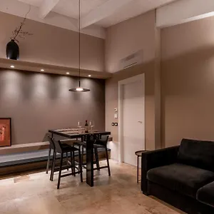 baciucco-suite.hotels-perugia.com/